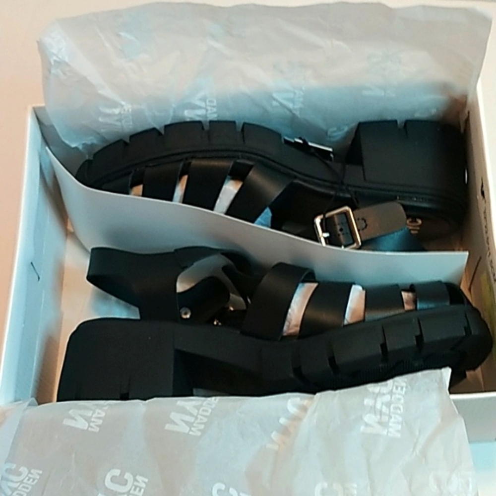 Black Sandals Madden NYC Size 11 - Picture 6 of 6